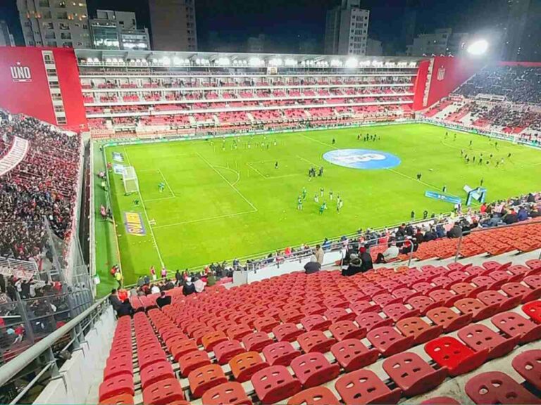 Relembre a última partida do Flamengo no estádio do Estudiantes