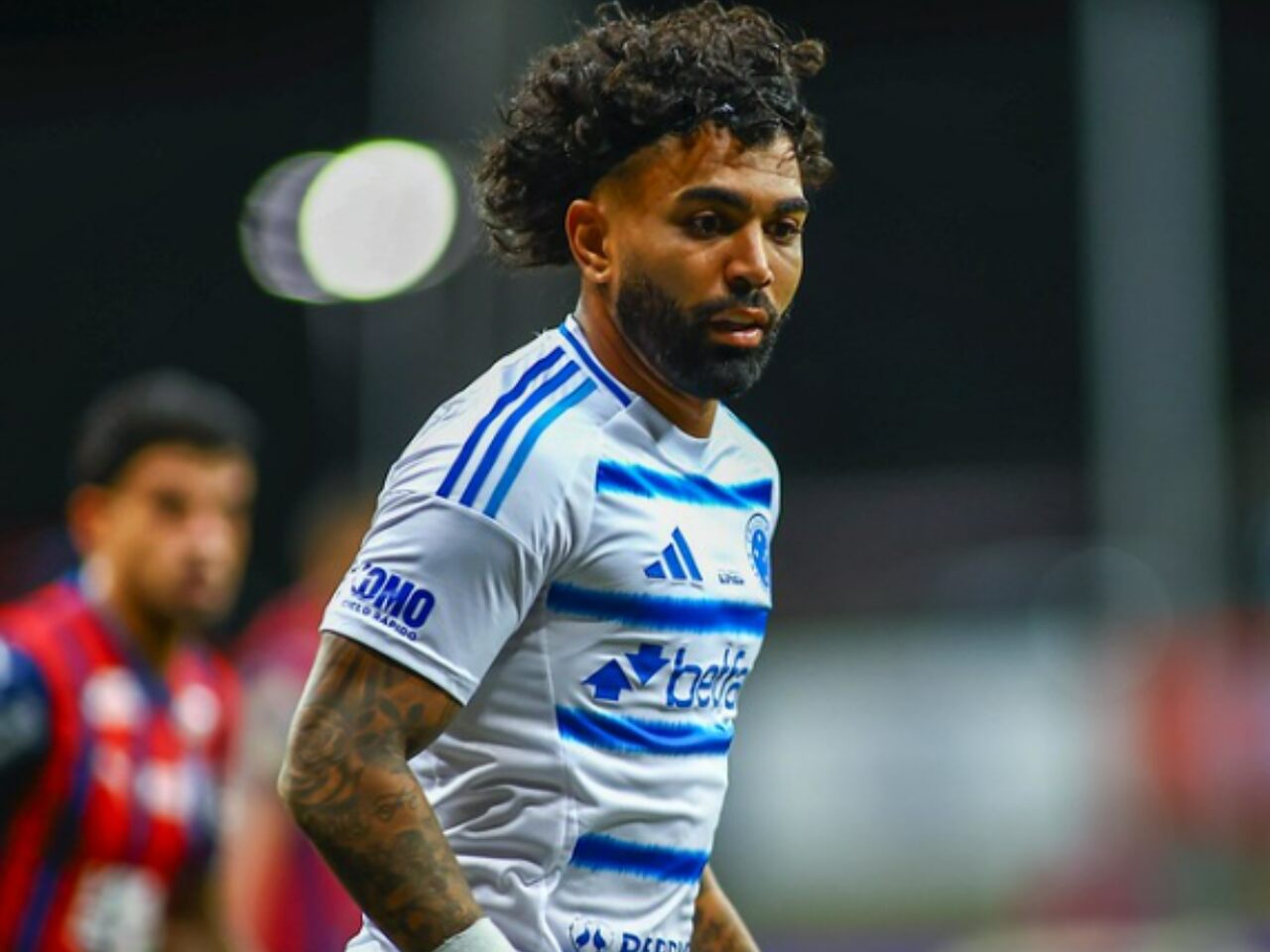 Gabigol é alvo de rival do Cruzeiro no Brasileirão
