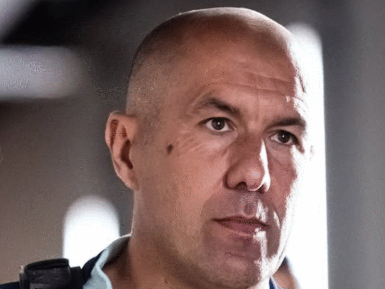 Leo Jardim admite que jogador terá pouco espaço no Cruzeiro