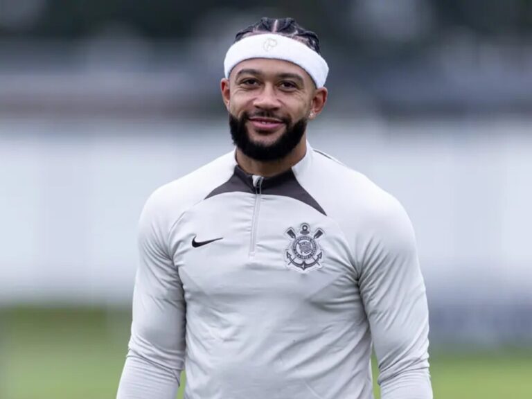 Corinthians emite nota oficial e confirma lesão de craque do time
