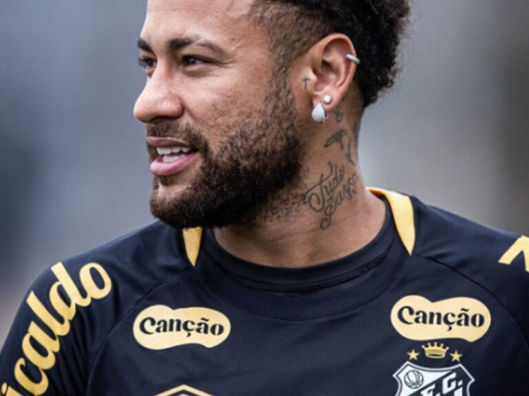 Atlético-MG x Santos: Neymar vai jogar na grama sintética?
