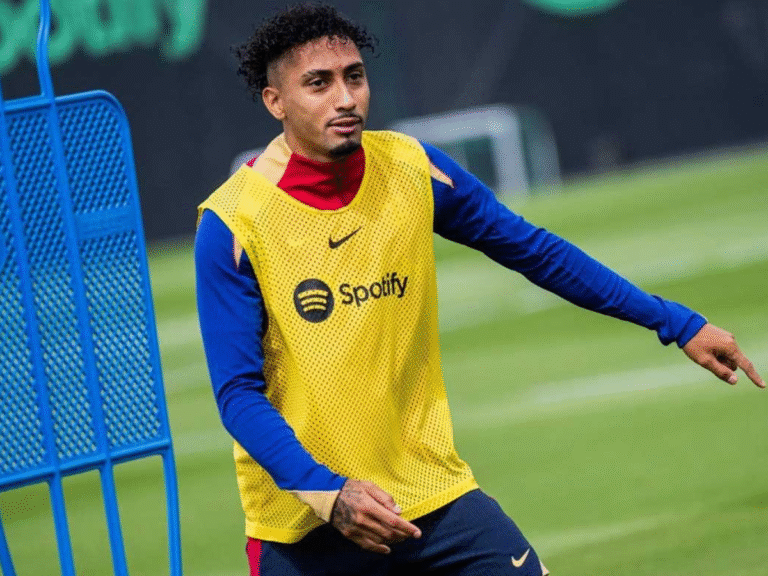 Raphinha admite que quase deixou o Barcelona; veja possível destino