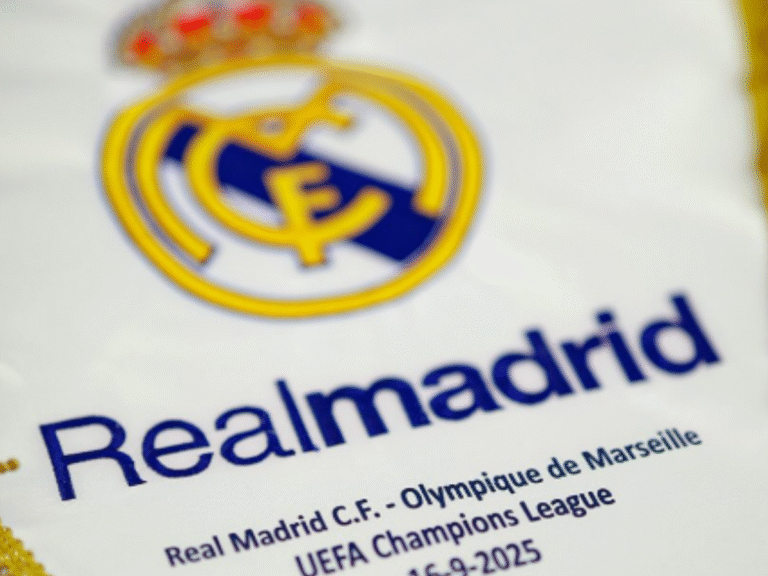 Ex-Real Madrid vira herói após classificação de seleção asiática para a Copa do Mundo Ex-Real Madrid vira herói após classificação de seleção asiática para a Copa do Mundo