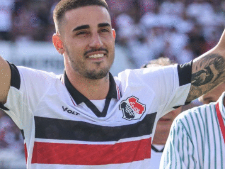 Pode isso? Thiago Galhardo emprestou dinheiro para jogadores com salários atrasados