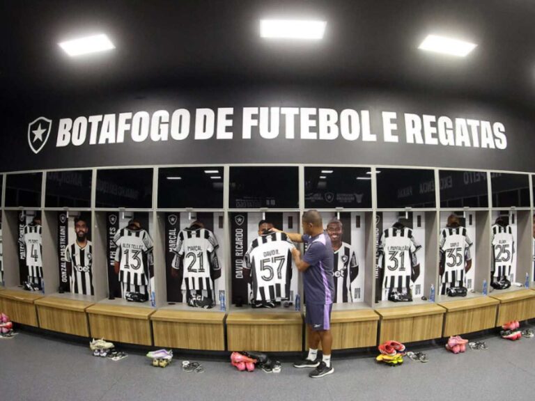 Jogador do Botafogo vira dúvida para enfrentar o Mirassol
