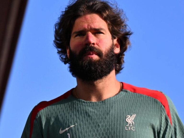Veja por quanto tempo Alisson deve desfalcar o Liverpool