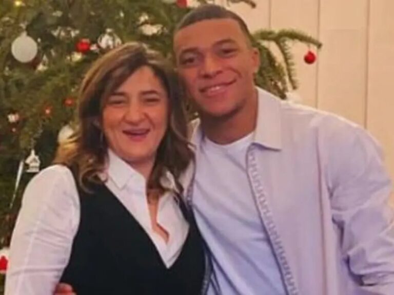 Mãe de Mbappé, do Real Madrid, faz forte desabafo sobre o jogador Mãe de Mbappé, do Real Madrid, faz forte desabafo sobre o jogador