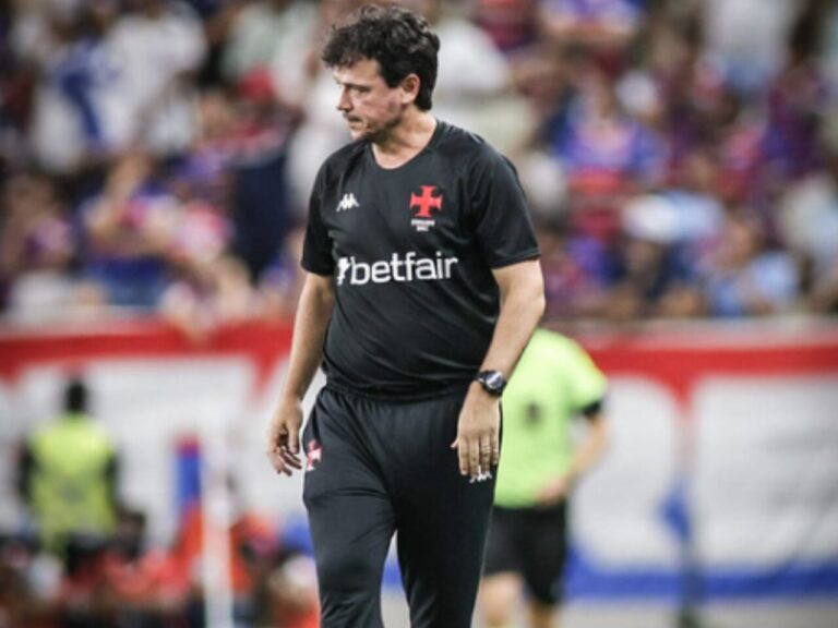 Vídeo: atitude de Fernando Diniz após vitória do Vasco viraliza nas redes sociais