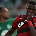 Retorno de Vinicius Jr, Léo Ortiz irrita torcida e rival com medo do Flamengo: as últimas notícias d...