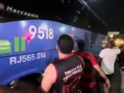 Detalhes da confusão no desembarque do Flamengo