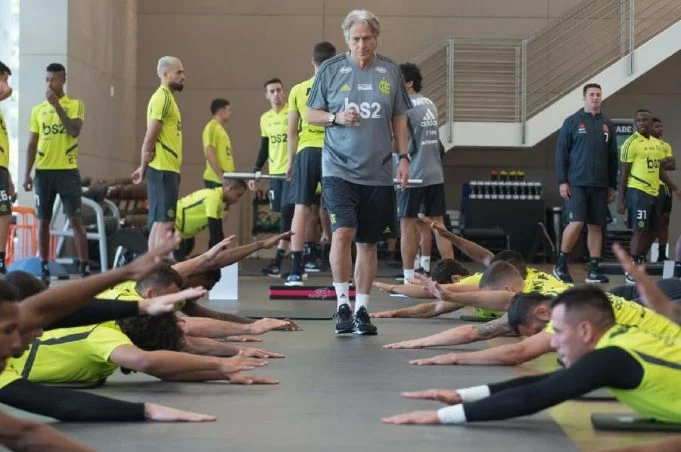 Apresentador afirma que Atlético-MG de Sampaoli venceria o Flamengo de Jorge Jesus