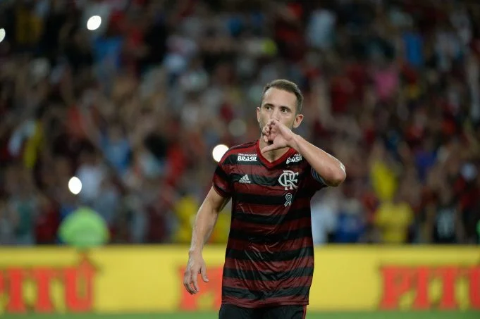 Meia do Flamengo encaminha sua renovação até a temporada de 2023