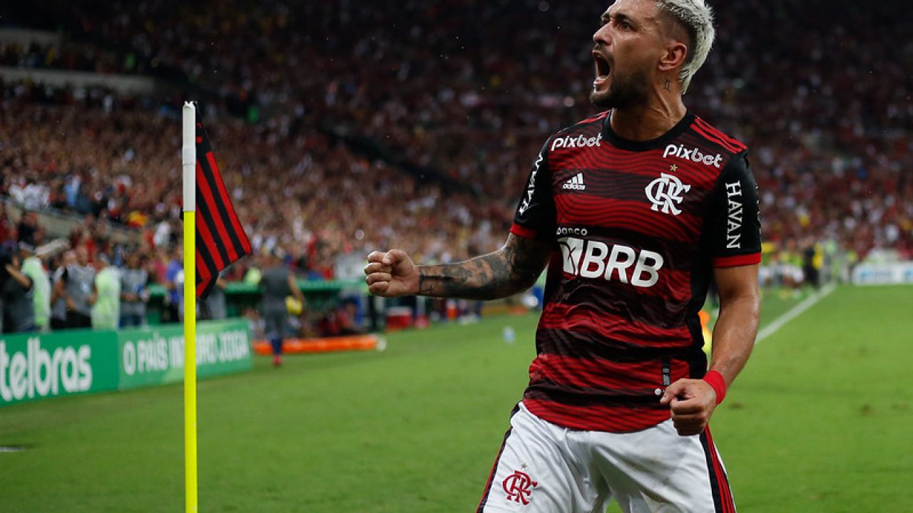 Comentarista do Grupo Globo analisa ausência de Arrascaeta no Flamengo:  'Coletivamente, vem decaindo', Flamengo