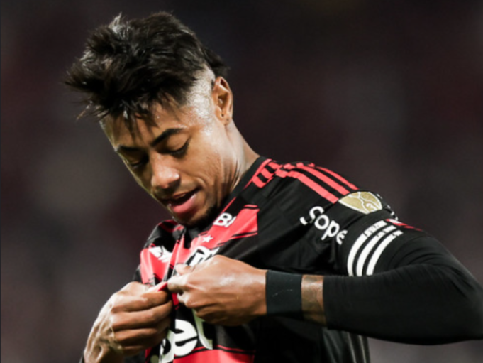Vídeo: Bruno Henrique vira meme após nova entrevista pelo Flamengo
