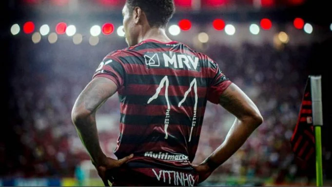 Flamengo recebe propostas de empresas para substituir MRV; confira