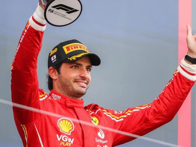 Carlos Sainz define o seu futuro