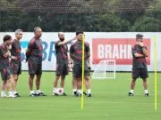 Paulo Sousa aprova jogador do Flamengo em nova posição