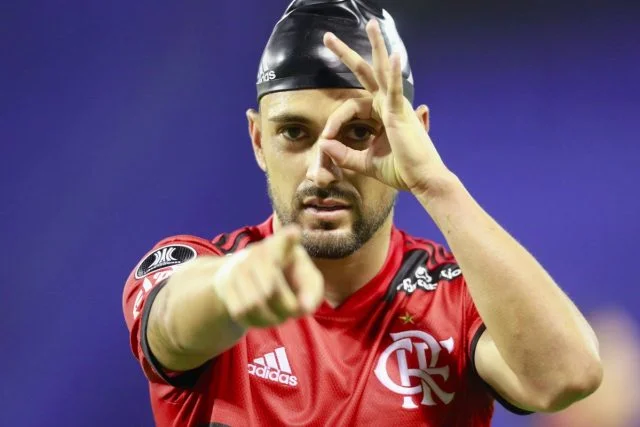 De Arrascaeta durante a sua comemoração após marcar na primeira rodada da Copa Libertadores da América de 2021