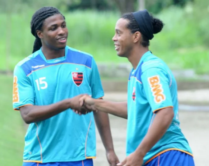 Lembra dele? Atacante revelado pelo Flamengo é contratado pelo time do CSA para a temporada de 2020