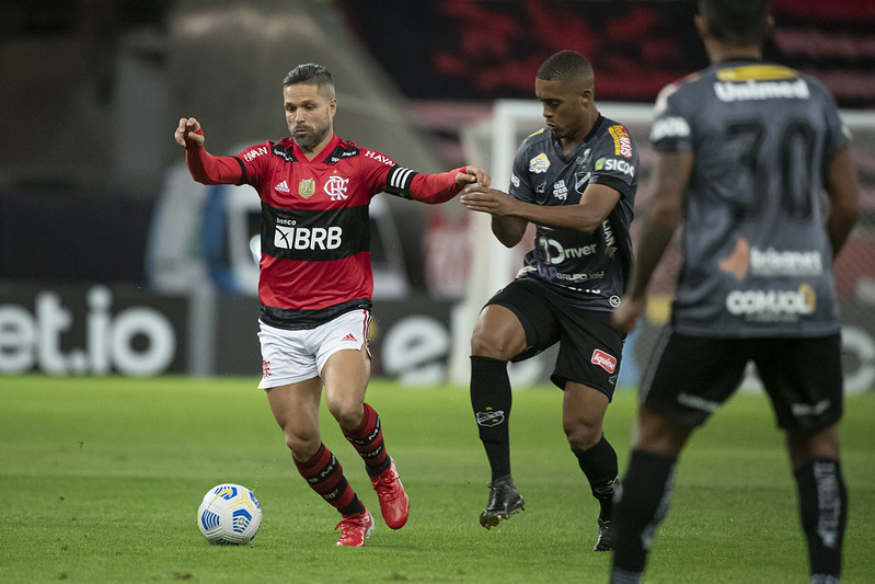 Diego Ribas é o novo embaixador da Escola Flamengo - ABC da Comunicação