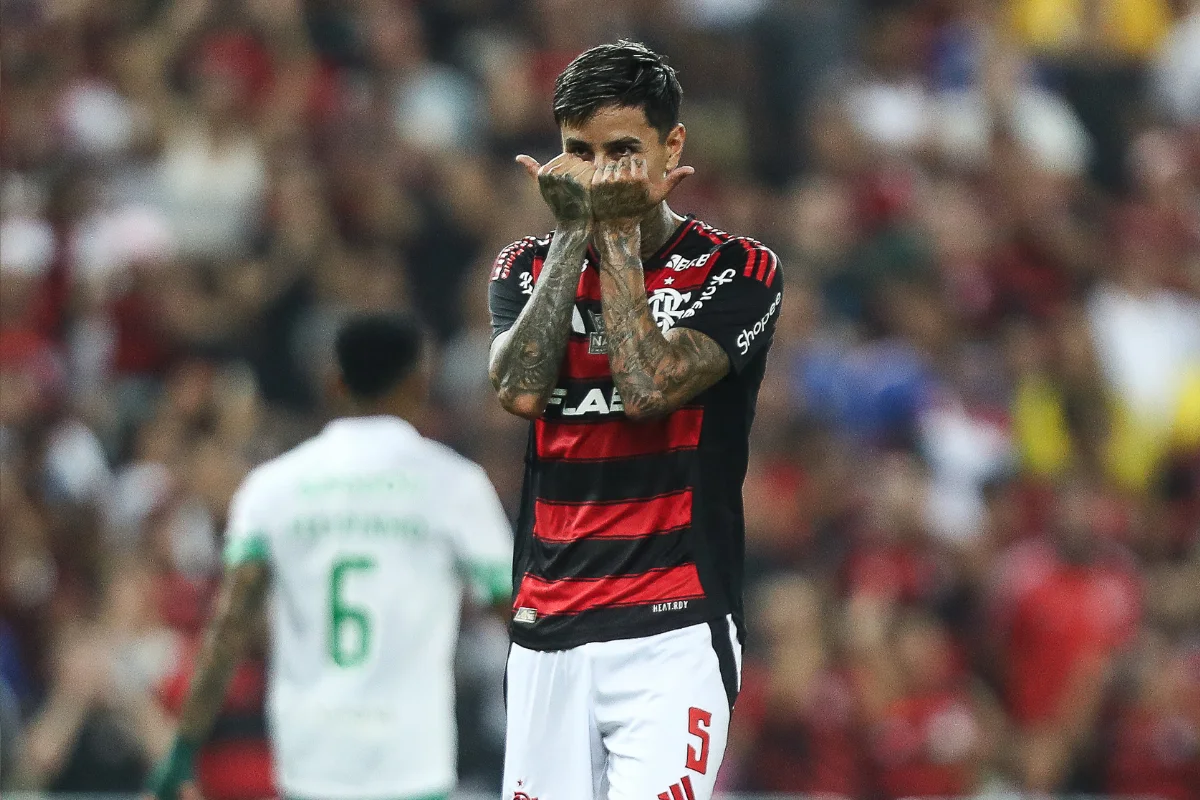 Erick Pulgar celebra mais um gol com a camisa do Flamengo - Foto: Gilvan de Souza/Flamengo