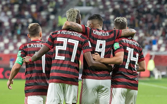 Everton Ribeiro, Bruno Henrique, De Arrascaeta e Gabigol em ação pelo Flamengo