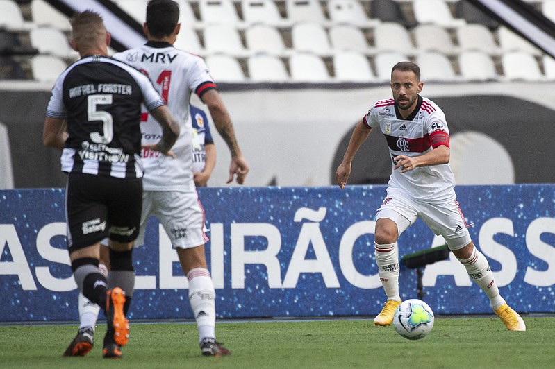 Botafogo perde para o Sport e está rebaixado para a Série B do Brasileirão