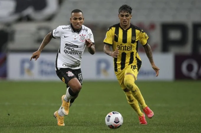 Saiba tudo sobre Facundo Torres, jogador desejado pelo Palmeiras