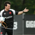 Coutinho, Vegetti, Tchê Tchê, Lucas Piton, Luiz Gustavo, Léo Jardim, João Victor, Hugo Moura, Nuno M...
