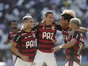 Filipe Luís cobra postura de marcação dos jogadores do Flamengo