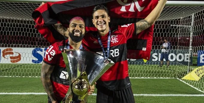 Atacante importante do Flamengo irá deixar o clube, aponta jornalista
