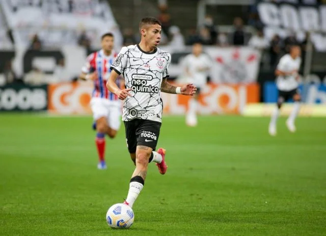 Gabriel Pereira durante o jogo entre Corinthians e Bahia pelo Campeonato Brasileiro de 2021