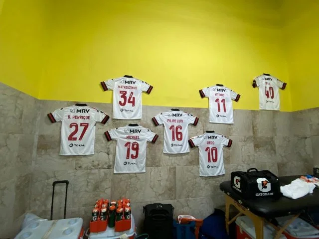 Homenagem realizada pelo Flamengo para os jogadores contaminados pelo COVID-19