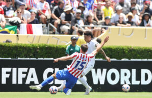 Igor Jeus contra o Atlético de Madrid (Foto: Vitor Silva/ Botafogo)