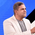 Querido pela torcida do Flamengo, veja qual é o verdadeiro time do coração do narrador João Guilherm...