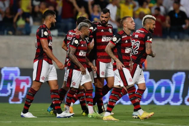 Pablo, Marinho, Fabrício Bruno, Everton Cebolinha e Arturo Vidal