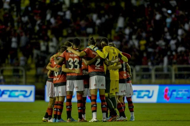 Jogadores do Flamengo em partida contra o Boavista pelo Campeonato Carioca 2022