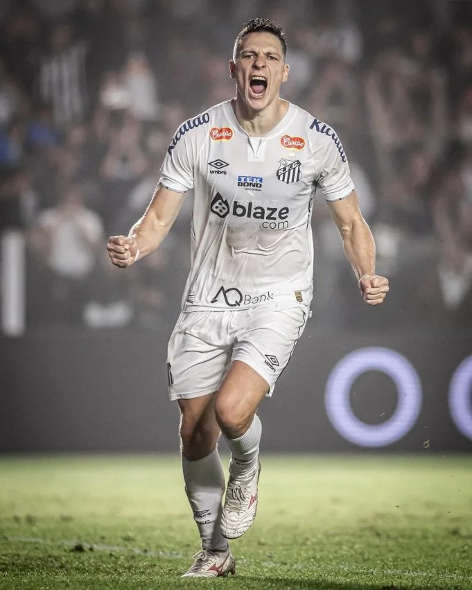 Santos: Julio Furch aceita rescindir contrato com uma condição