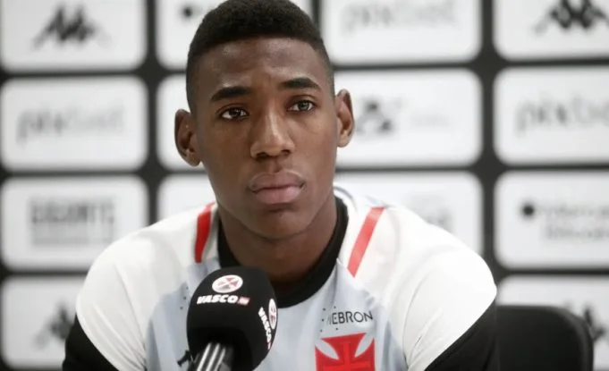 Veja o valor que o Athletico-PR vai pagar por Léo Pelé, do Vasco