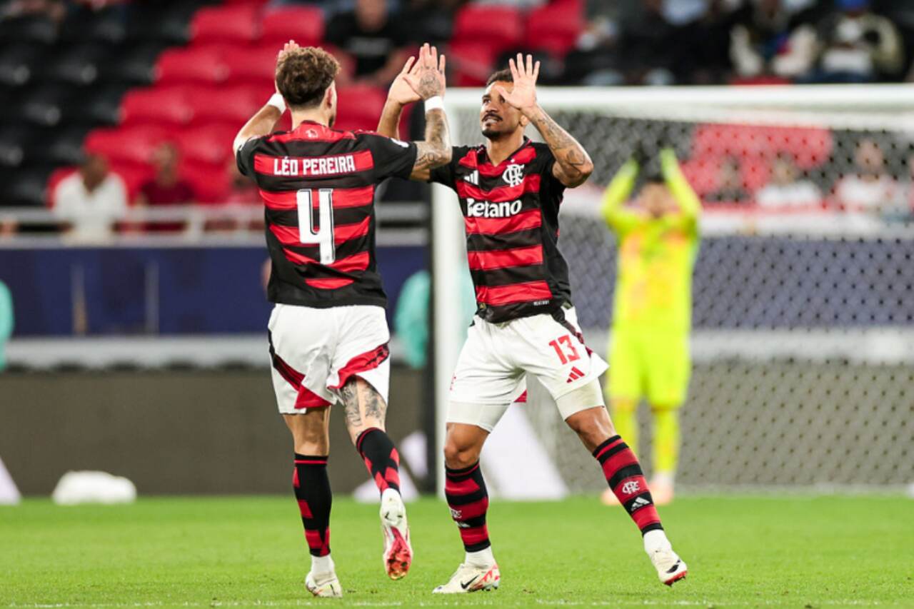 Alô, PSG! Flamengo vence o Pyramids e é finalista do Mundial Intercontinental Léo Pereira e Danilo