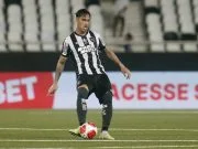 Torcida do Botafogo perde a paciência com Lucas Halter