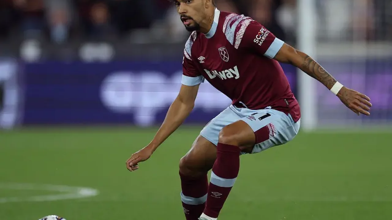 Com gol no fim, West Ham vence e se aproxima das oitavas na Liga