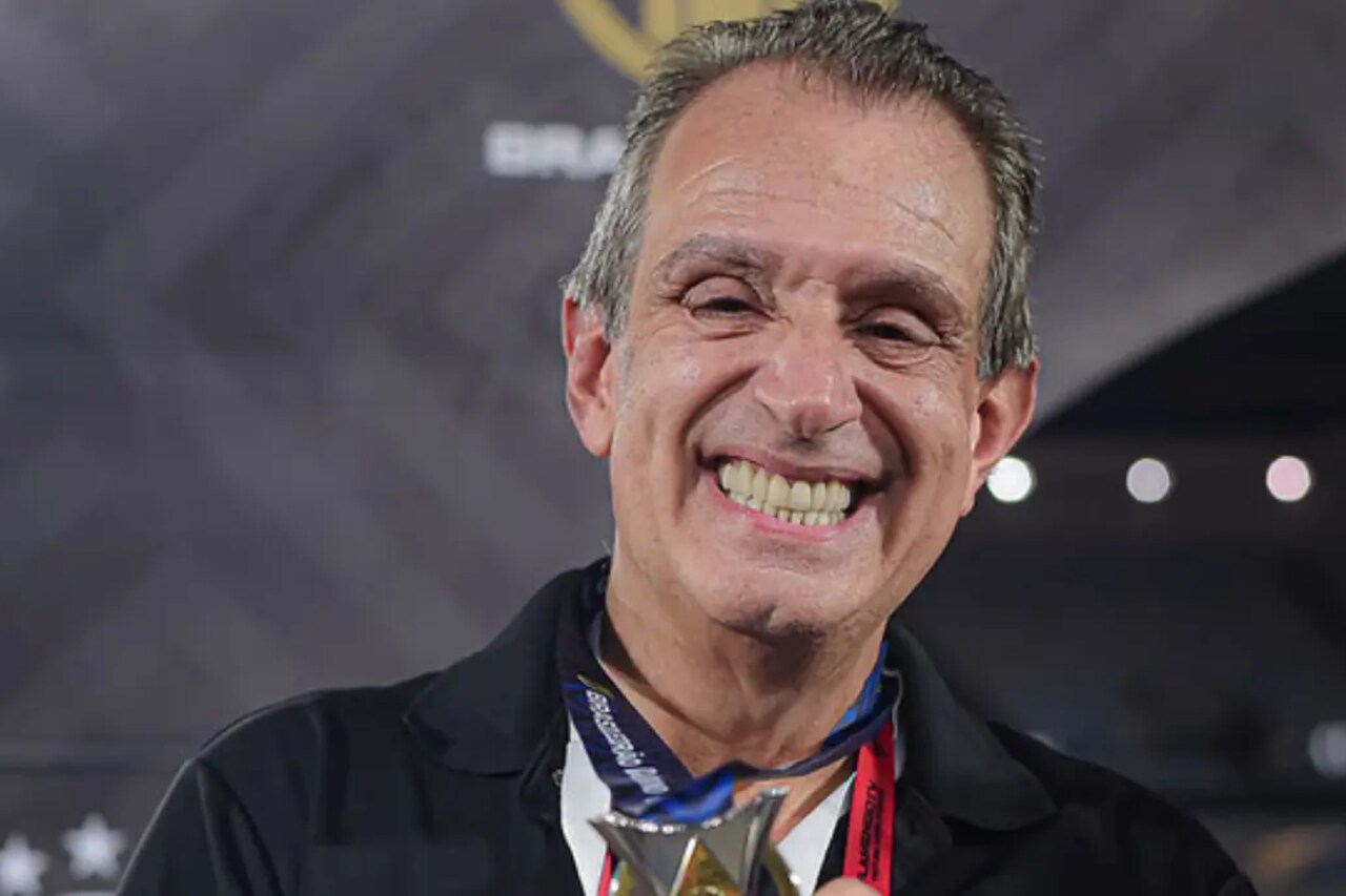 Bap estipula data para renovação de Filipe Luís com o Flamengo Bap, presidente do Flamengo