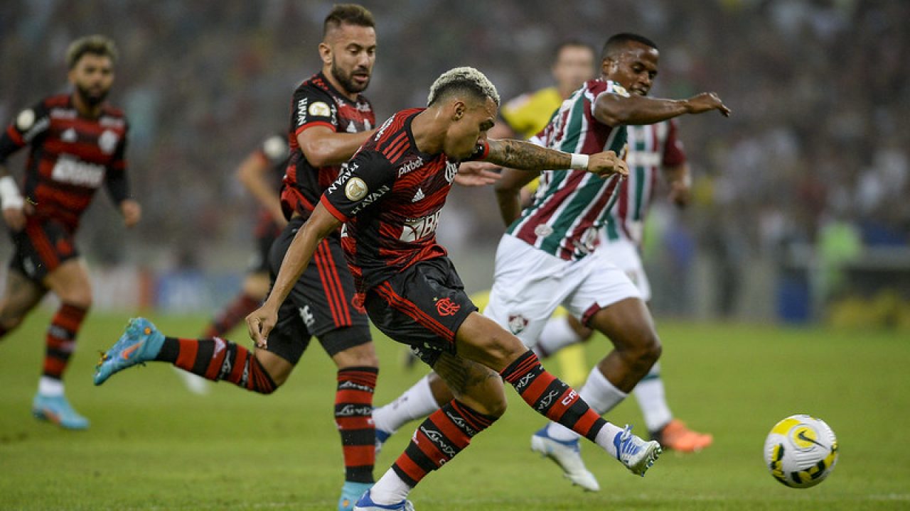 Vidente diz quem deve vencer o jogo Flamengo x Fluminense