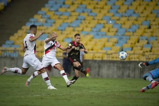 Michael durante o jogo entre Flamengo e Atlético-GO pelo Campeonato Brasileiro de 2021