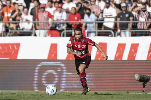 Michael durante o jogo entre Flamengo e São Paulo pelo Campeonato Brasileiro de 2021