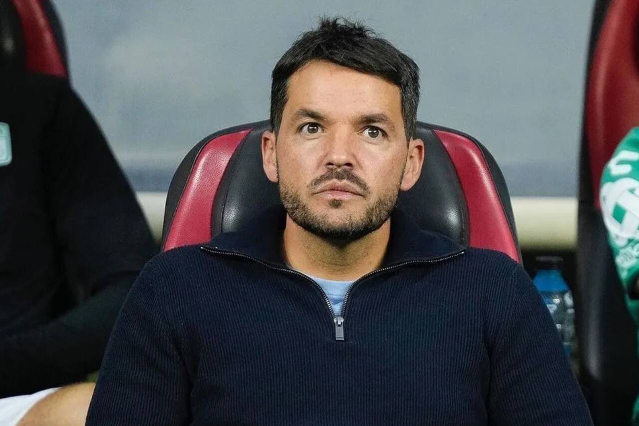 Técnico Nicolás Larcamón, ex-Cruzeiro