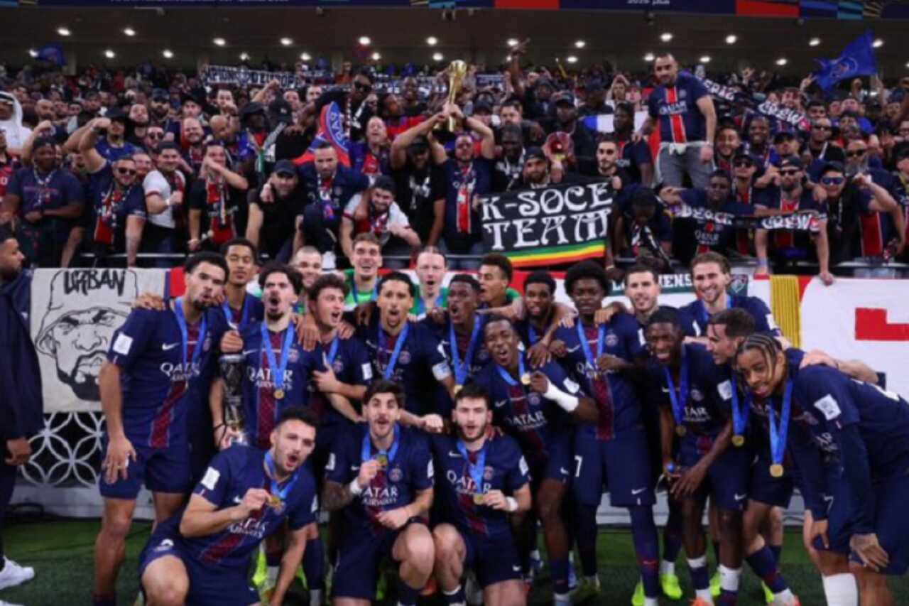 Flamengo fatura caminhão de dinheiro mesmo com vice no Mundial PSG bate o Flamengo no Catar, em Doha, pelo Intercontinental de Clubes Fifa