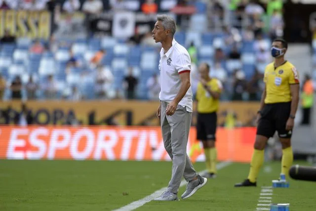 Paulo Sousa comanda elenco do Flamengo na final da Supercopa do Brasil 2022