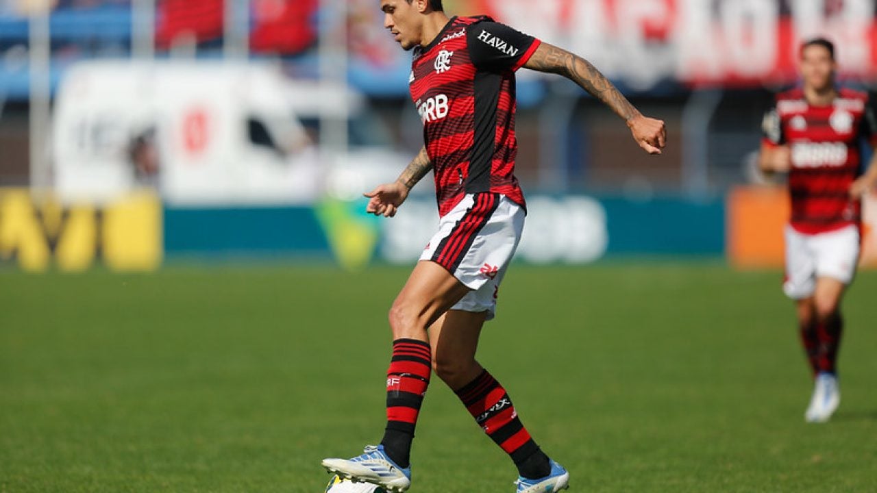 Vídeo: gol de Reinier garante classificação e cria do Flamengo torna-se  herói na Europa